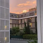 A Stone\'S Throw From The Eiffel Tower